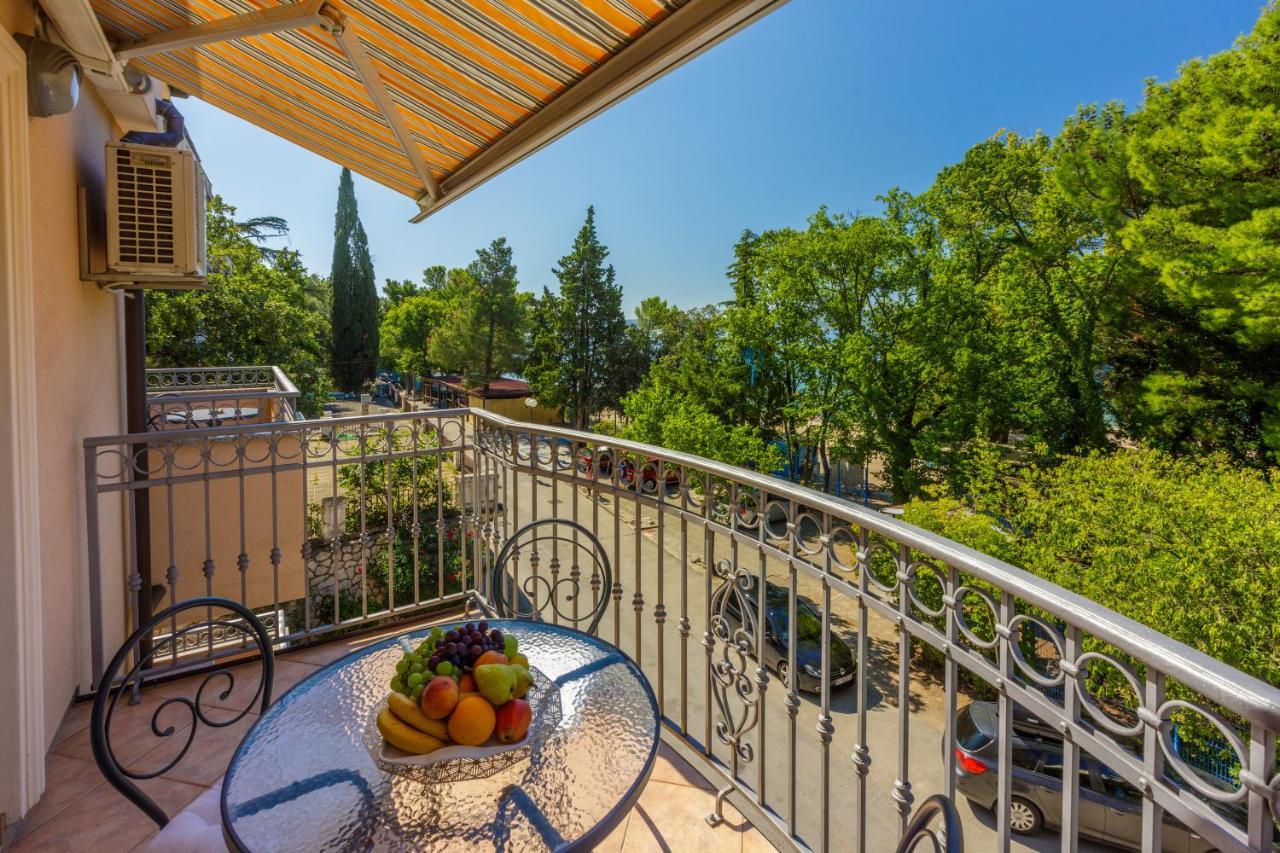 Amfora Apartments Цриквеница Экстерьер фото