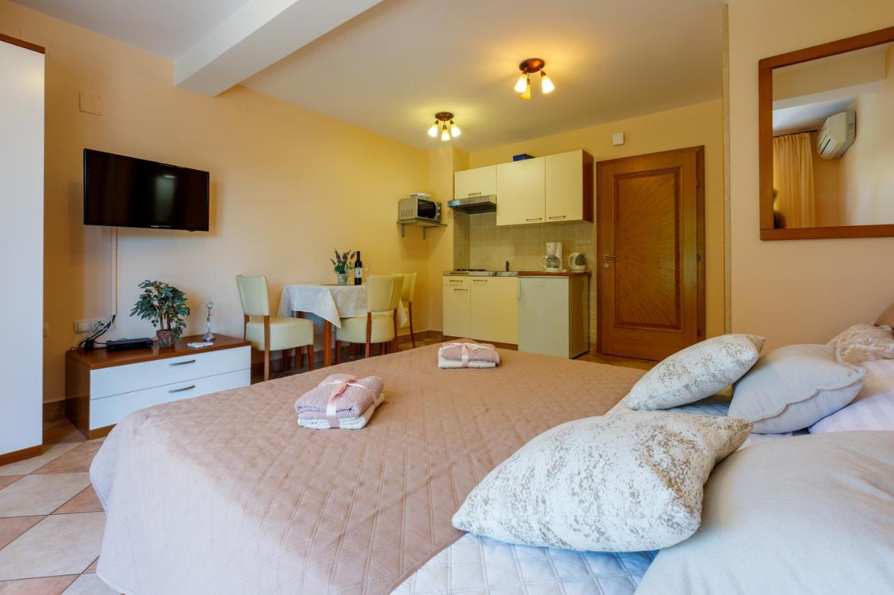 Amfora Apartments Цриквеница Экстерьер фото