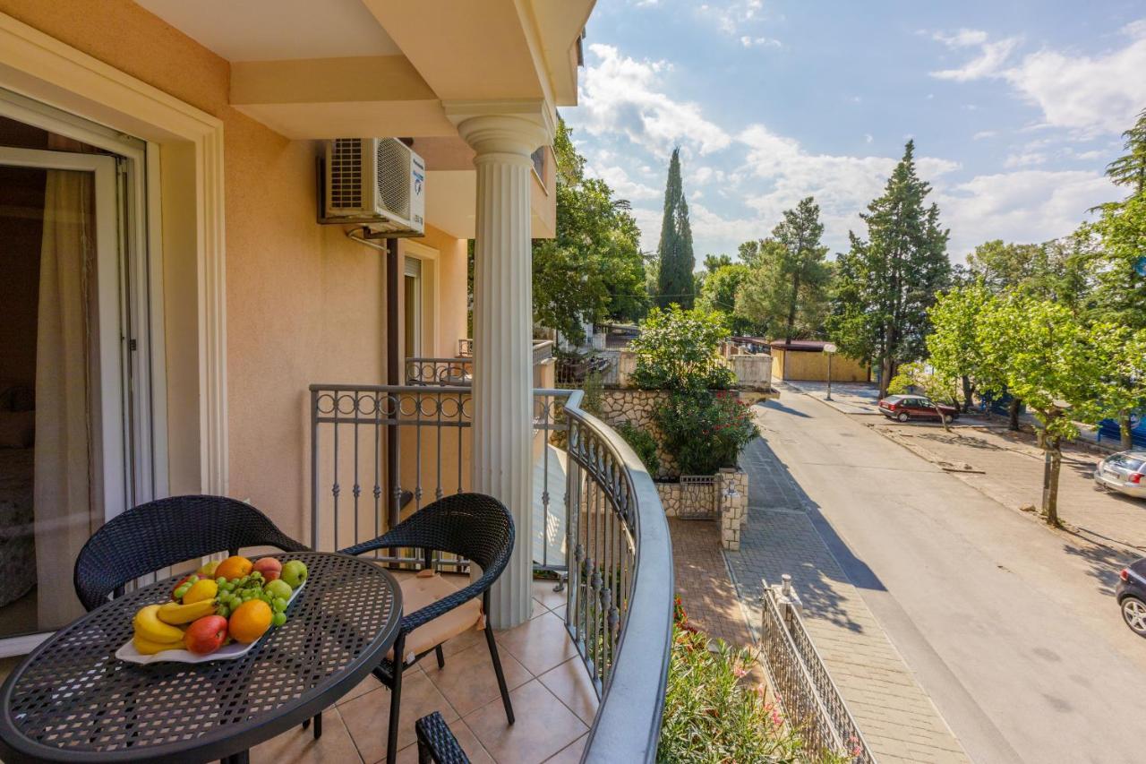 Amfora Apartments Цриквеница Экстерьер фото