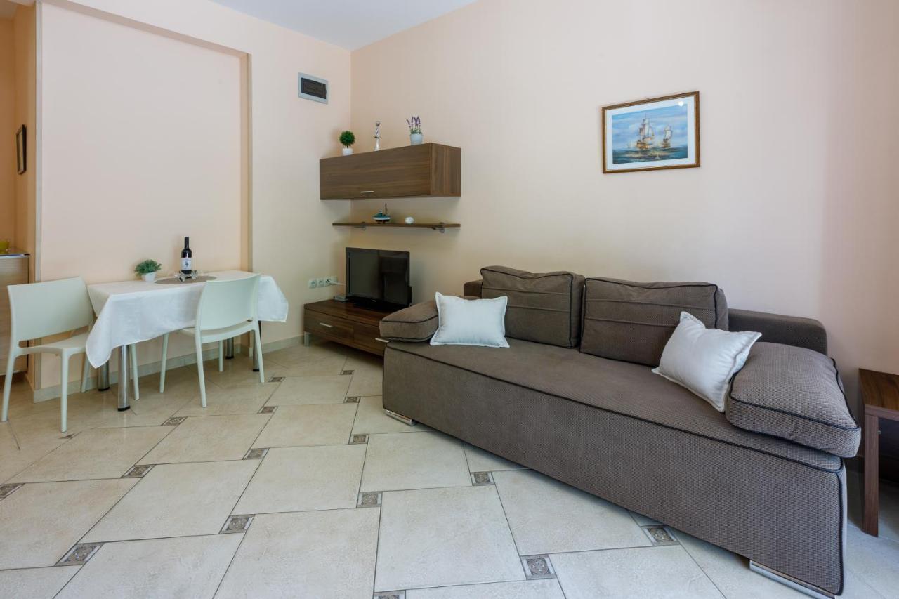 Amfora Apartments Цриквеница Экстерьер фото